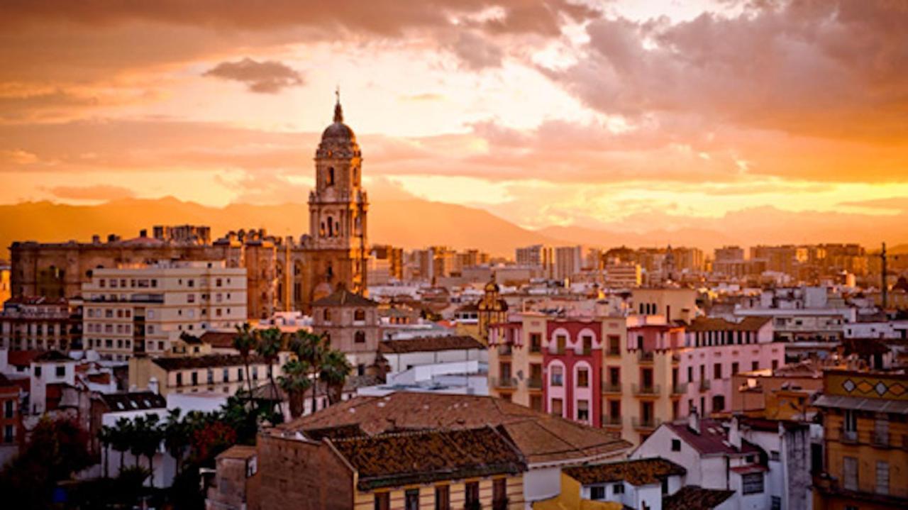 Holidays2Malaga Biedmas Terraza En Casco Historico Zewnętrze zdjęcie